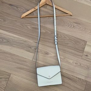 Marc Jacob’s crossbody envelope bag